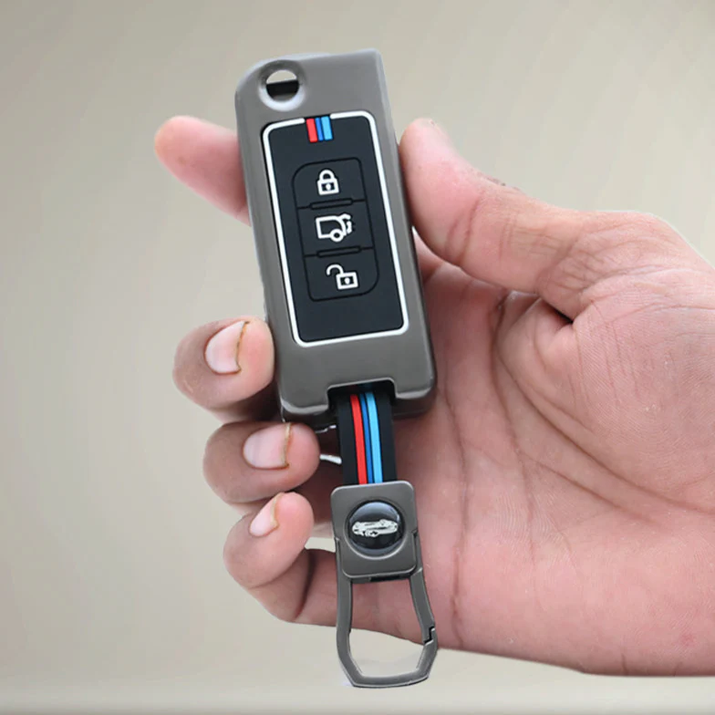 Metal Silicon Car Key Cover Compatible With Mahindra XUV 500 | 3 Button Flip Key